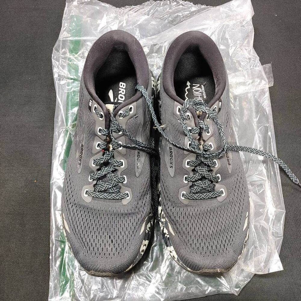 Brooks Ghost 15 Ebony Black Oyster Running Shoes Sneakers 9.5